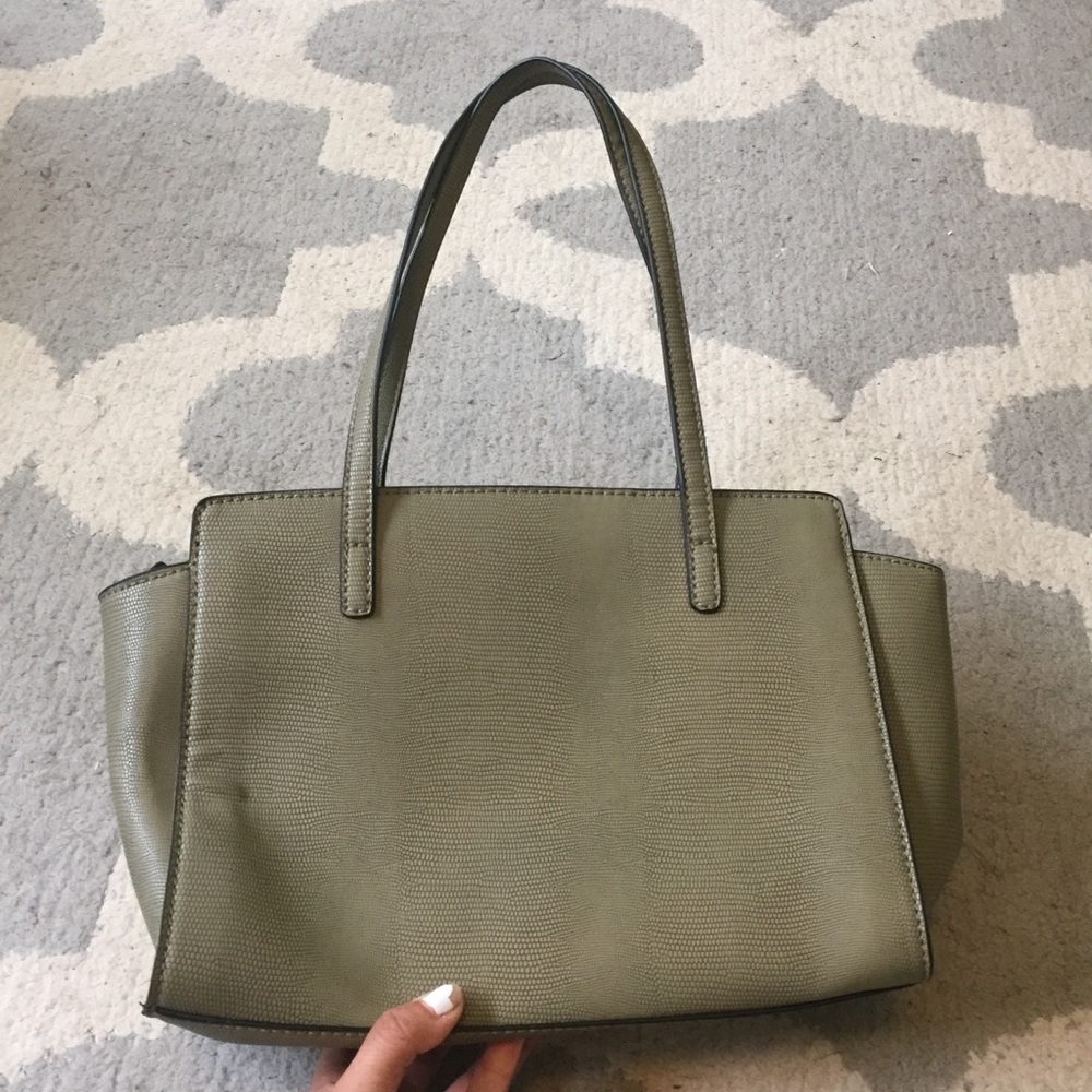 G by Guess green purse - Picture 3 of 8